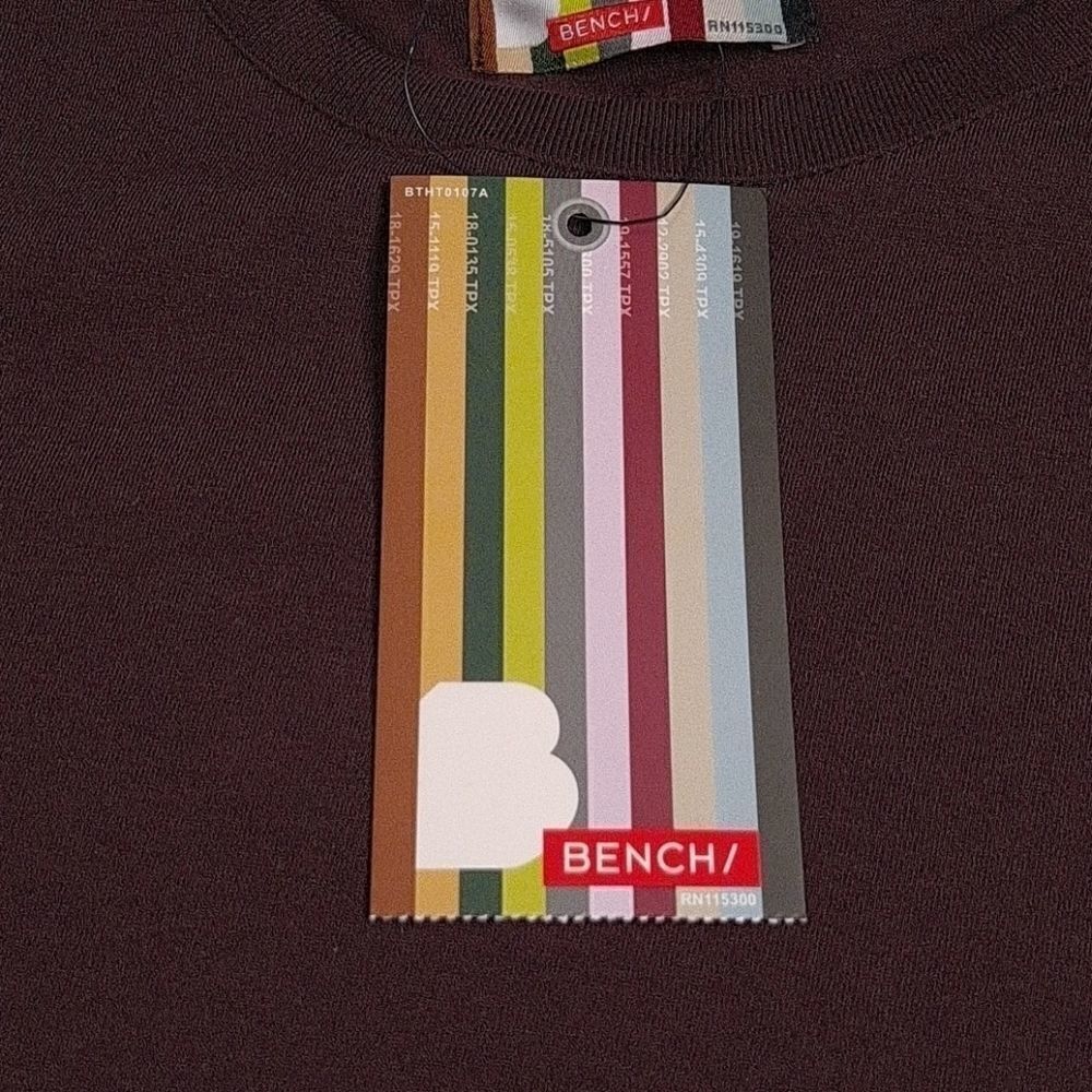 Bench Mark Tee - Picture 6 of 6